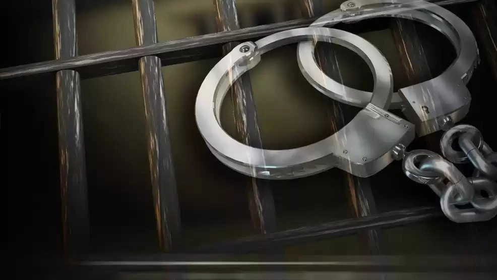 भरुवा बन्दुकसहित दुईजना पक्राउ